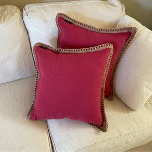 Set of 2 Phantoscope Throw Pillows